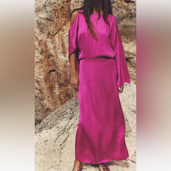 Zara Dresses & Skirts - NWT Zara Pink Satin Dress 🩷